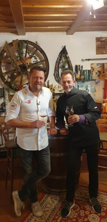 Pension Und Restaurant Die Burg Ehrenfriedersdorf Екстер'єр фото