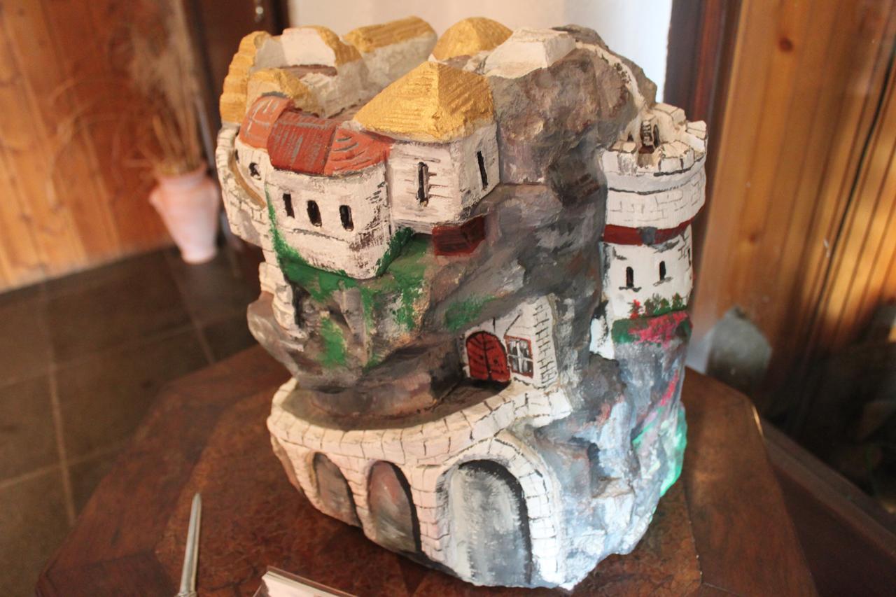Pension Und Restaurant Die Burg Ehrenfriedersdorf Екстер'єр фото