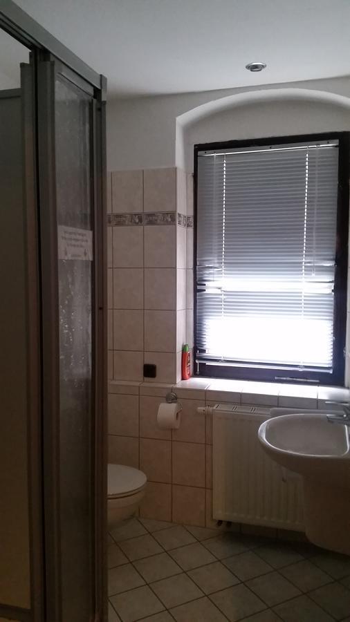 Pension Und Restaurant Die Burg Ehrenfriedersdorf Екстер'єр фото